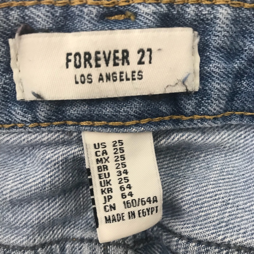 Forever 21 Distressed Boyfriend Jeans - Picture 6 of 6